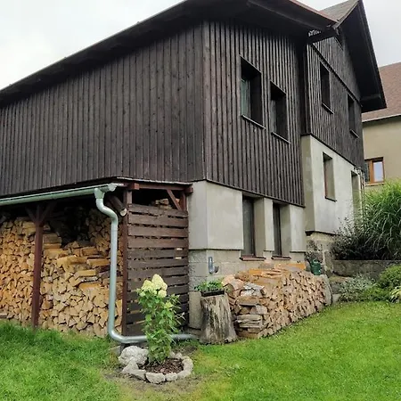 Ondrasek 山林小屋 *