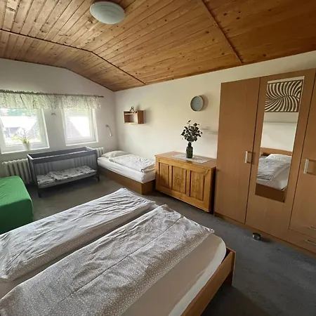 Lodge Ondrasek *