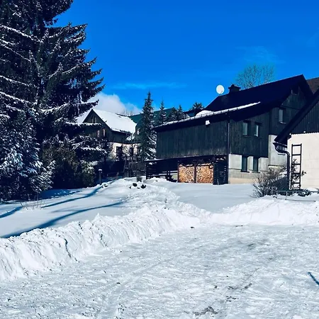 Lodge Ondrasek *