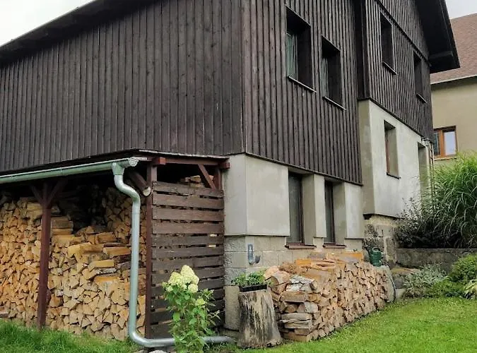 Ondrasek Lodge *